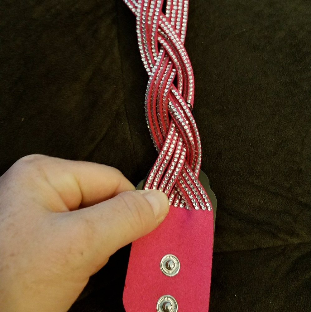 Red leather wrap - Picture 2 of 3